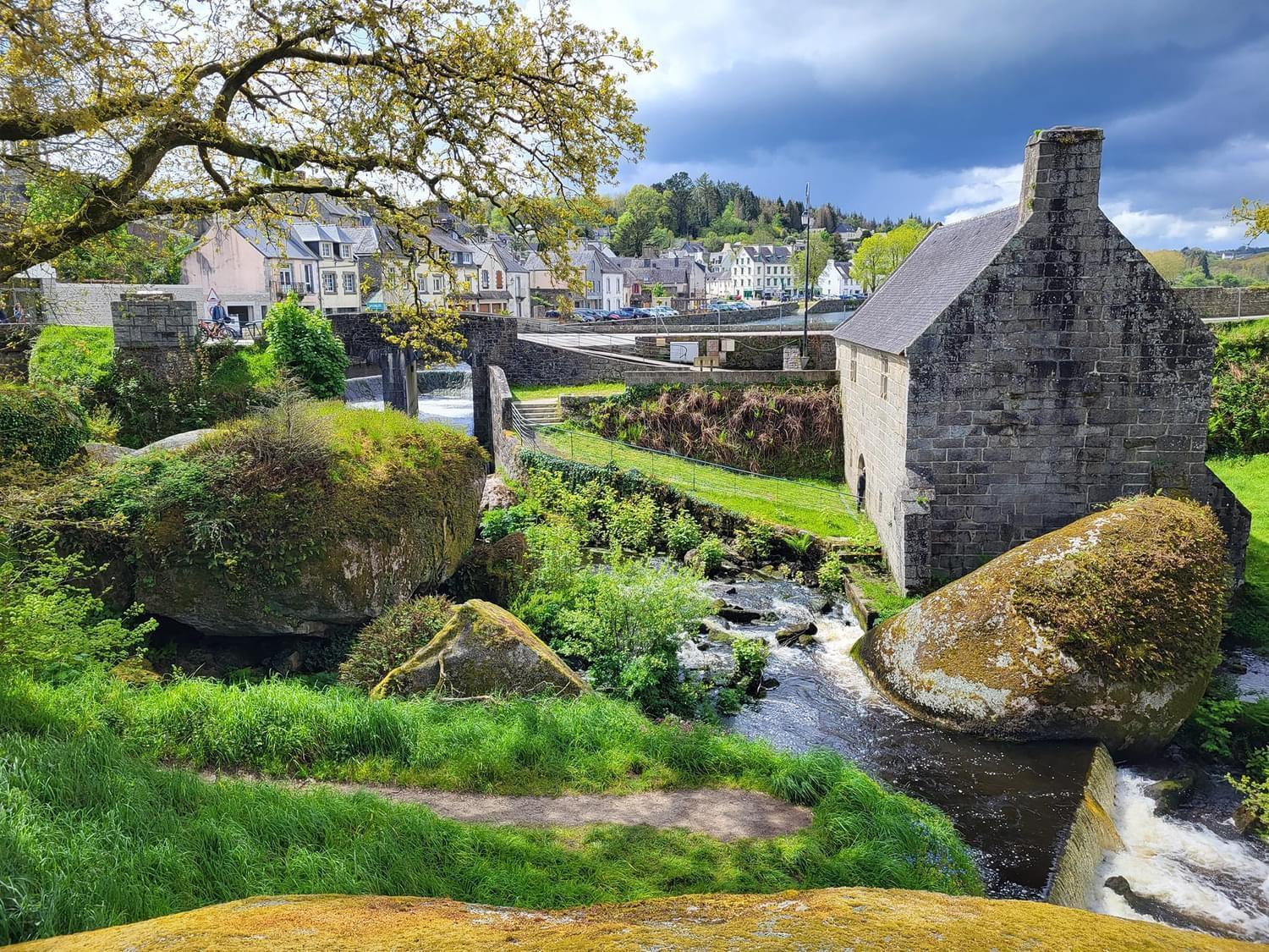 Fontaine Blanche River View, Large Patio & Garden In Central Brittany With Starlink Wifi Treffrin 外观 照片