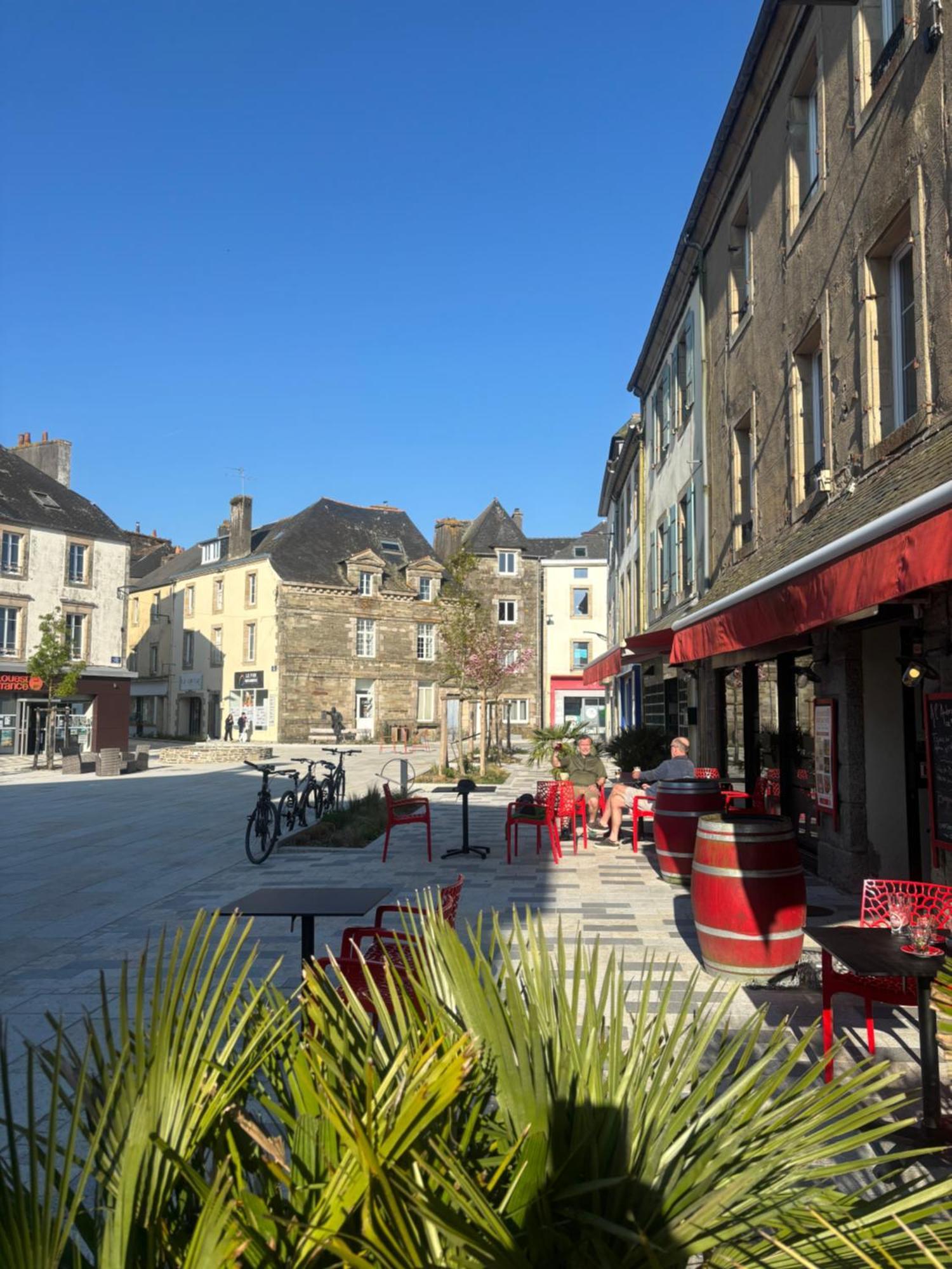 Fontaine Blanche River View, Large Patio & Garden In Central Brittany With Starlink Wifi Treffrin 外观 照片